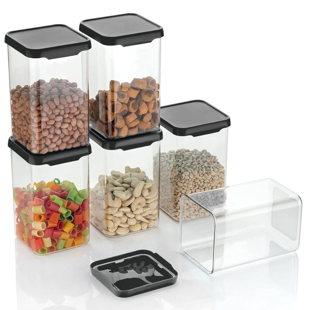 Hian Storage Box Container (Square) The Easy Flow Lock & Lock Cereal Dispenser Storage Jar set. Each container within this set features an innovative easy flow design.